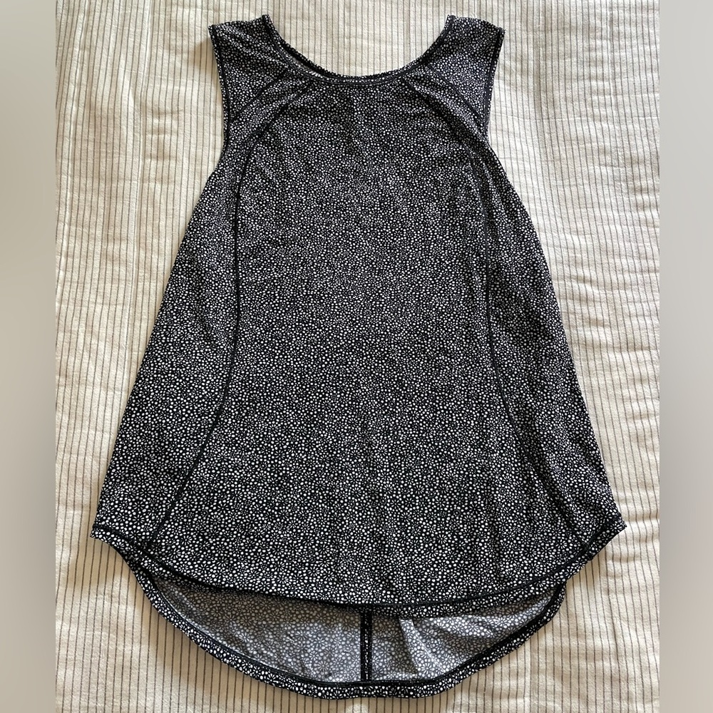 lululemon athletica Black and White flower design Tank Top